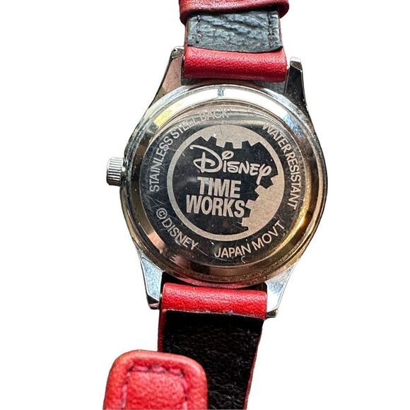 Lot of 5 Mickey Mouse Minnie Mouse Vintage watches unknown if working - Picture 9 of 12